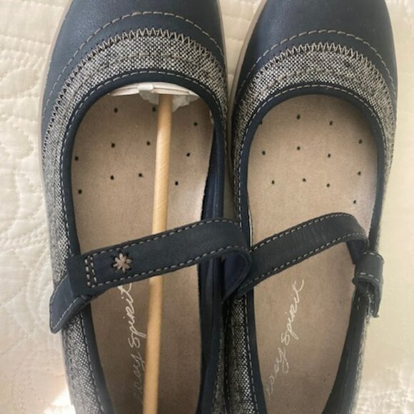 Easy Spirit Lownsdale, Blue, Size 7.5M - Picture 1 of 3